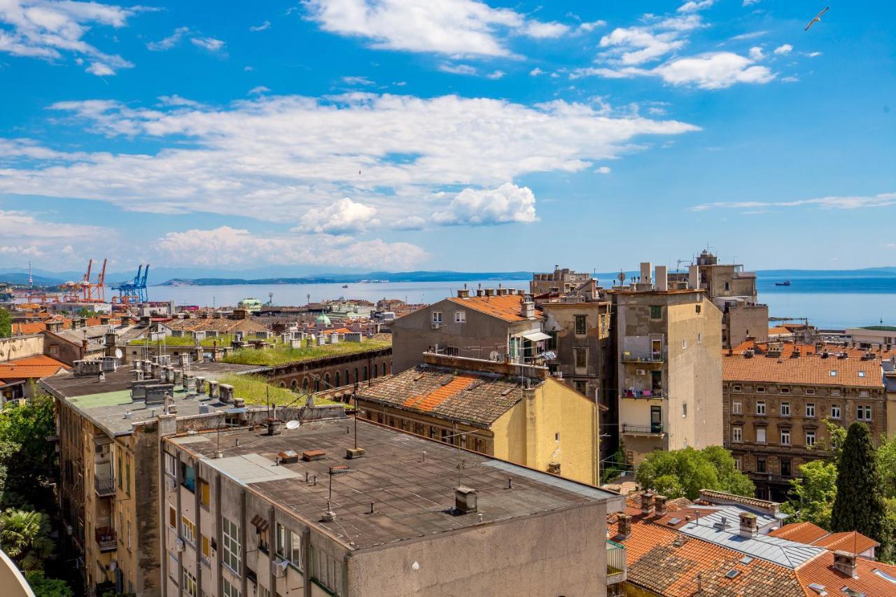 Sunset View Appartement Rijeka Buitenkant foto