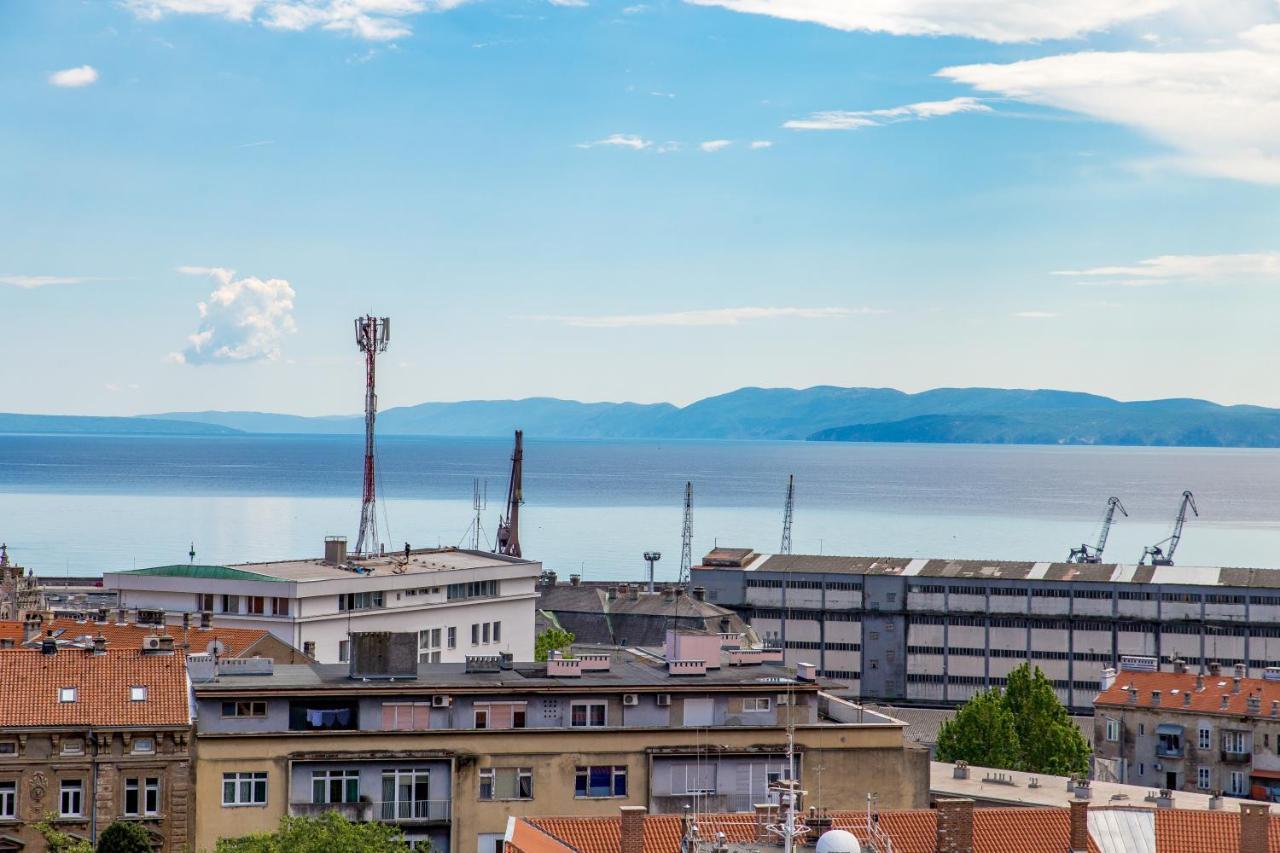 Sunset View Appartement Rijeka Buitenkant foto